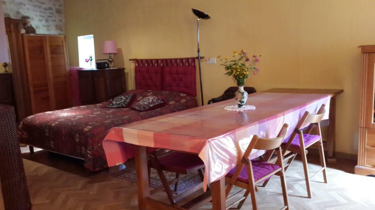 Bed and Breakfast Oniros Neuffontaines Экстерьер фото